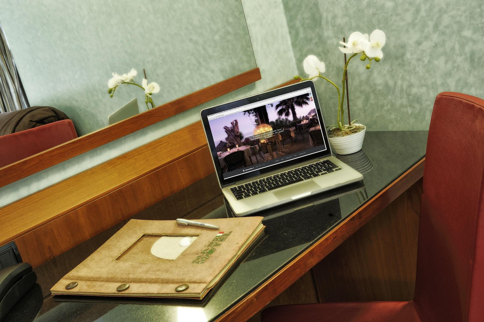 Mare Hotel Savona Exterior foto